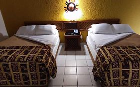 Hotel Mision Santa Maria